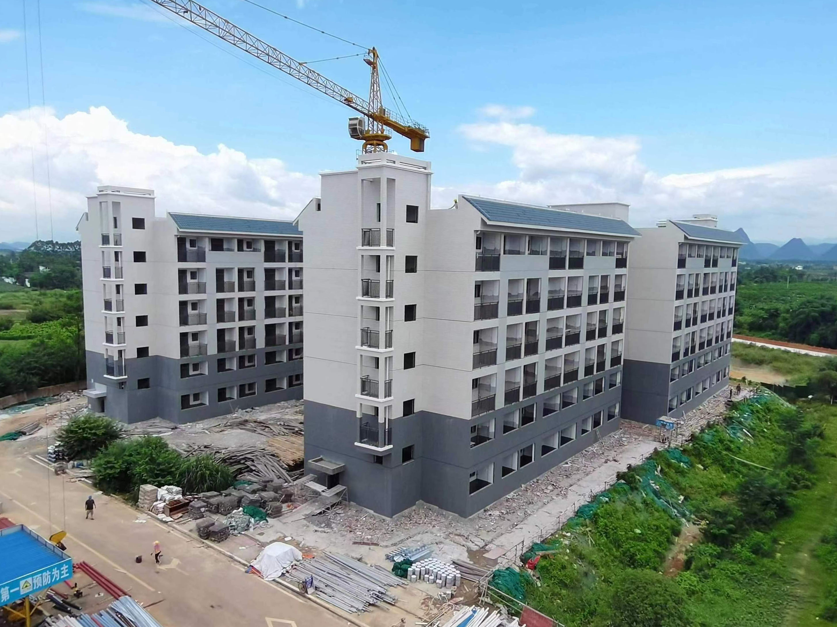 桂林旅游学院学生宿舍.jpg
