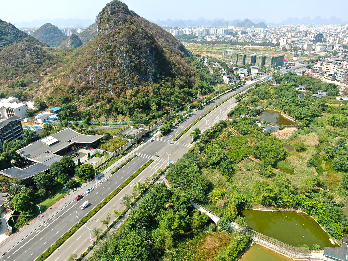 湖塘路.jpg