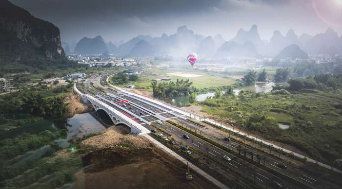 阳朔县新城区新通车的览胜路、览胜桥全貌.jpg